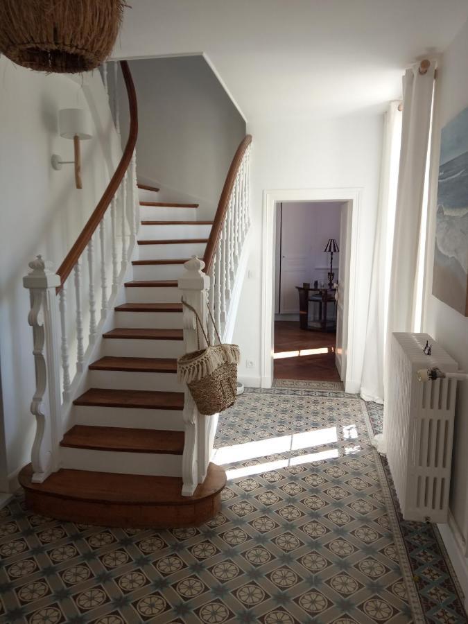 Les Mariesis Bed & Breakfast Osmanville ภายนอก รูปภาพ